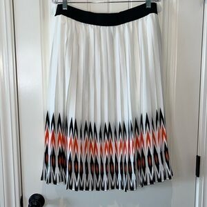 Accordian pleated knee / midi length skirt XL